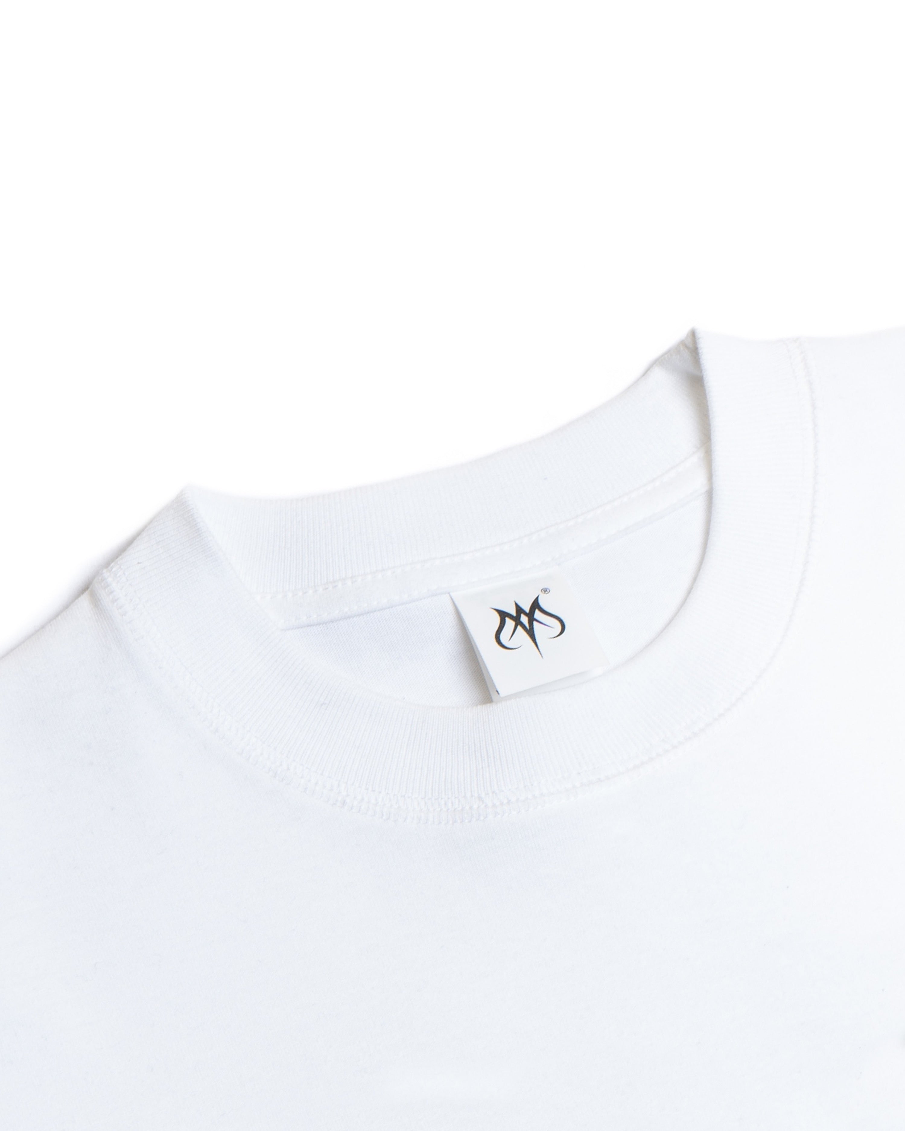 LEIGH WHITE - Oversized Shortsleeve T-Shirt