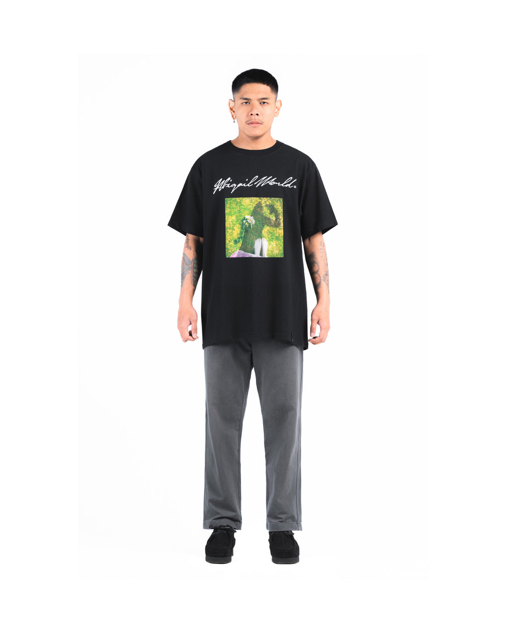 GUNSHOT B - Shortsleeve T-Shirt