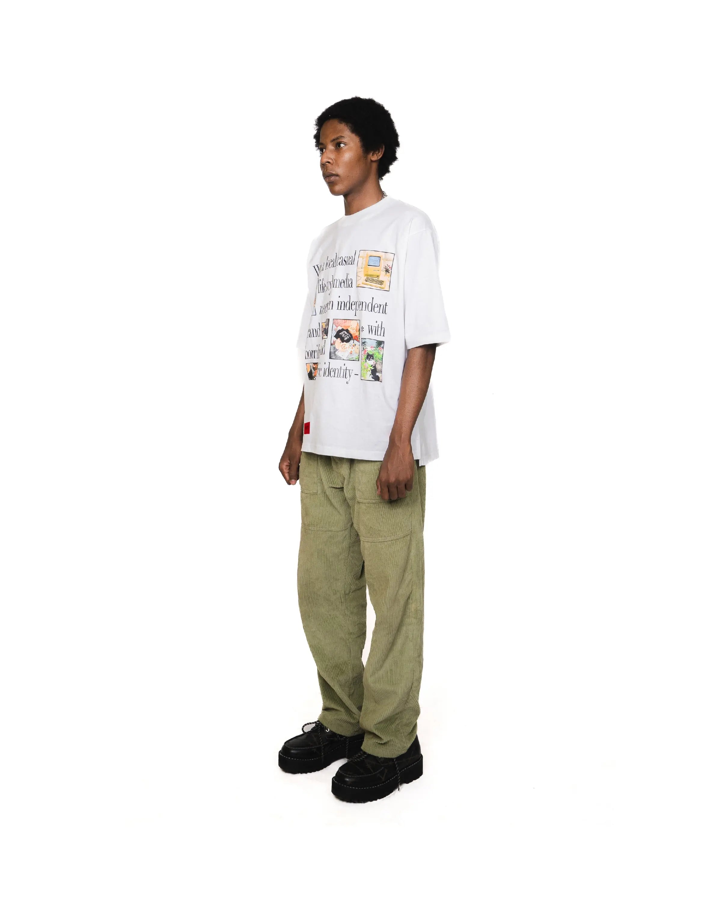 AXK WHITE - Oversized Shortsleeve T-Shirt