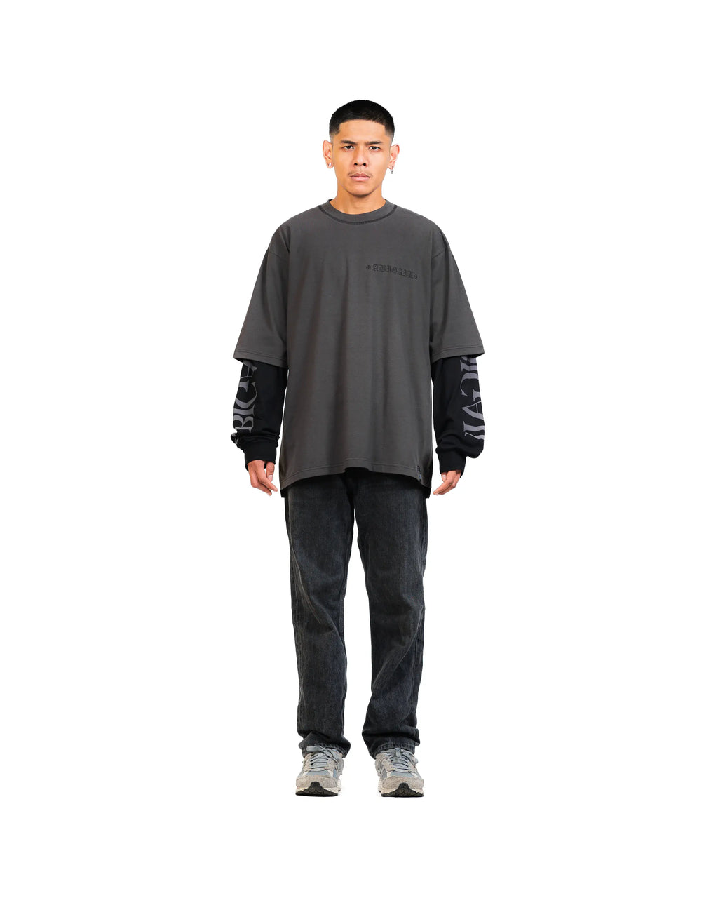 CAPTIVE - Double Layered Longsleeve T-Shirt