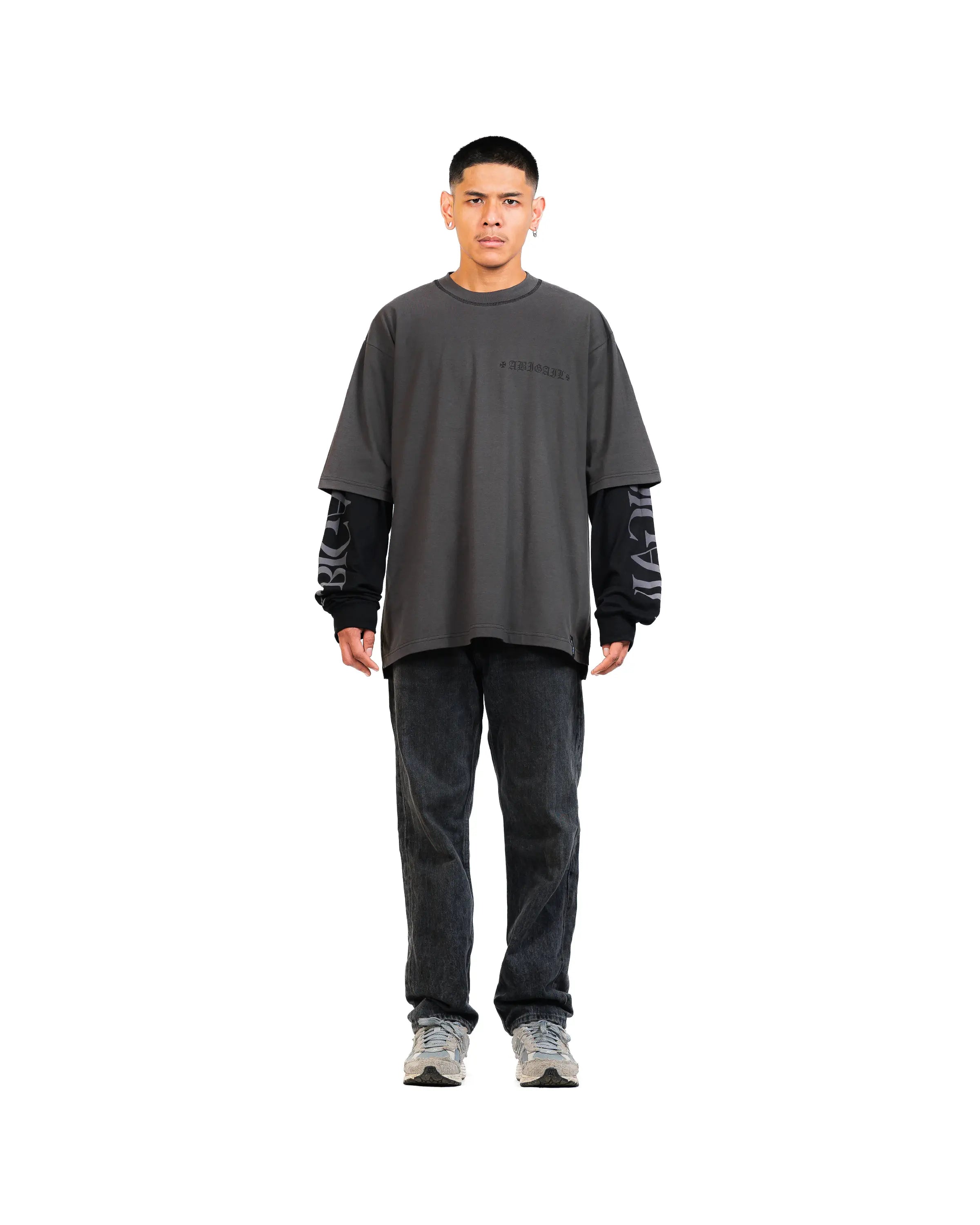 CAPTIVE - Double Layered Longsleeve T-Shirt
