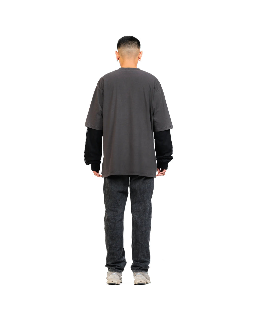 CAPTIVE - Double Layered Longsleeve T-Shirt
