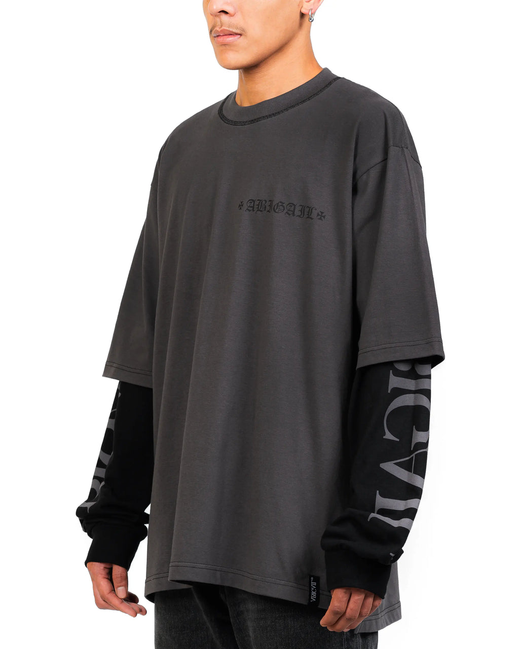 CAPTIVE - Double Layered Longsleeve T-Shirt