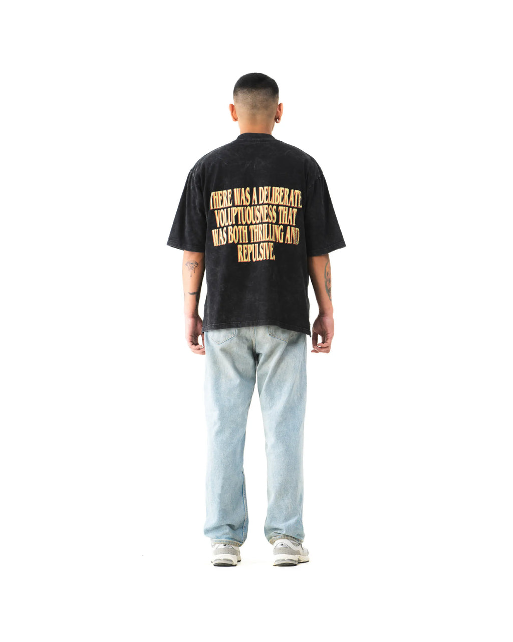 CHANDLER - Oversized Shortsleeve T-Shirt