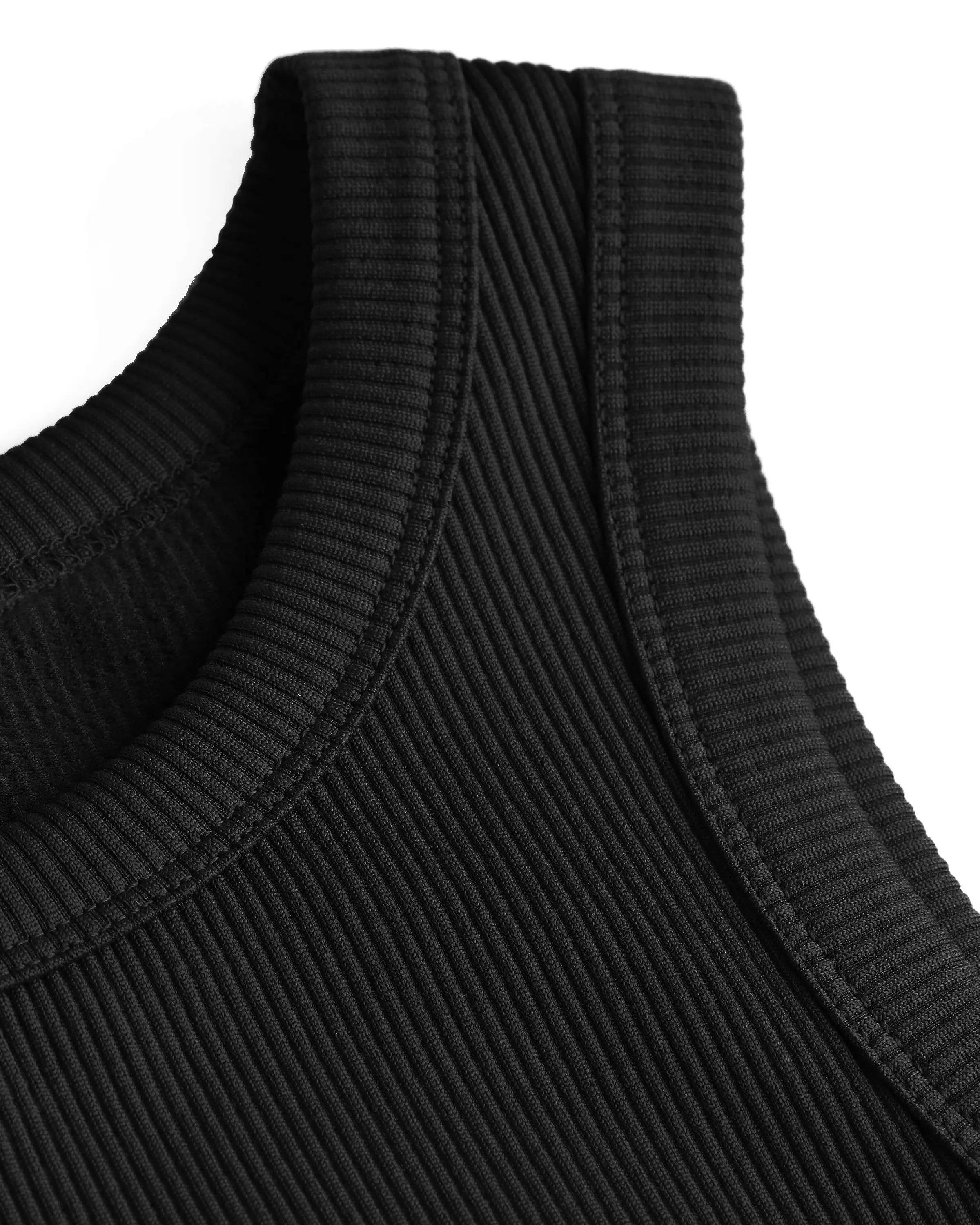 DOVE - Cropped Tank Top