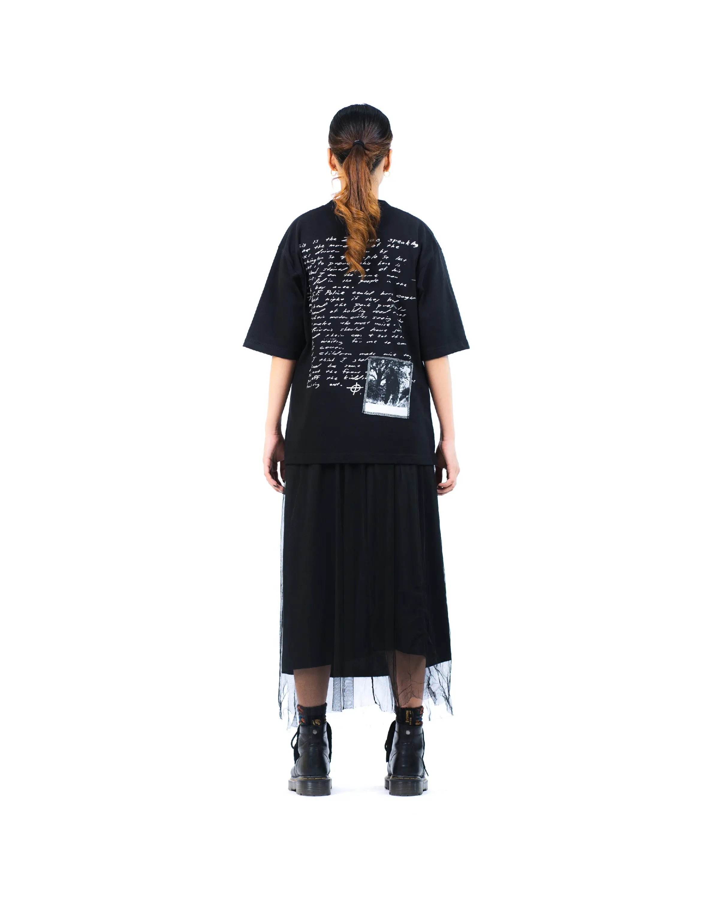 LEIGH BLACK - Oversized Shortsleeve T-Shirt