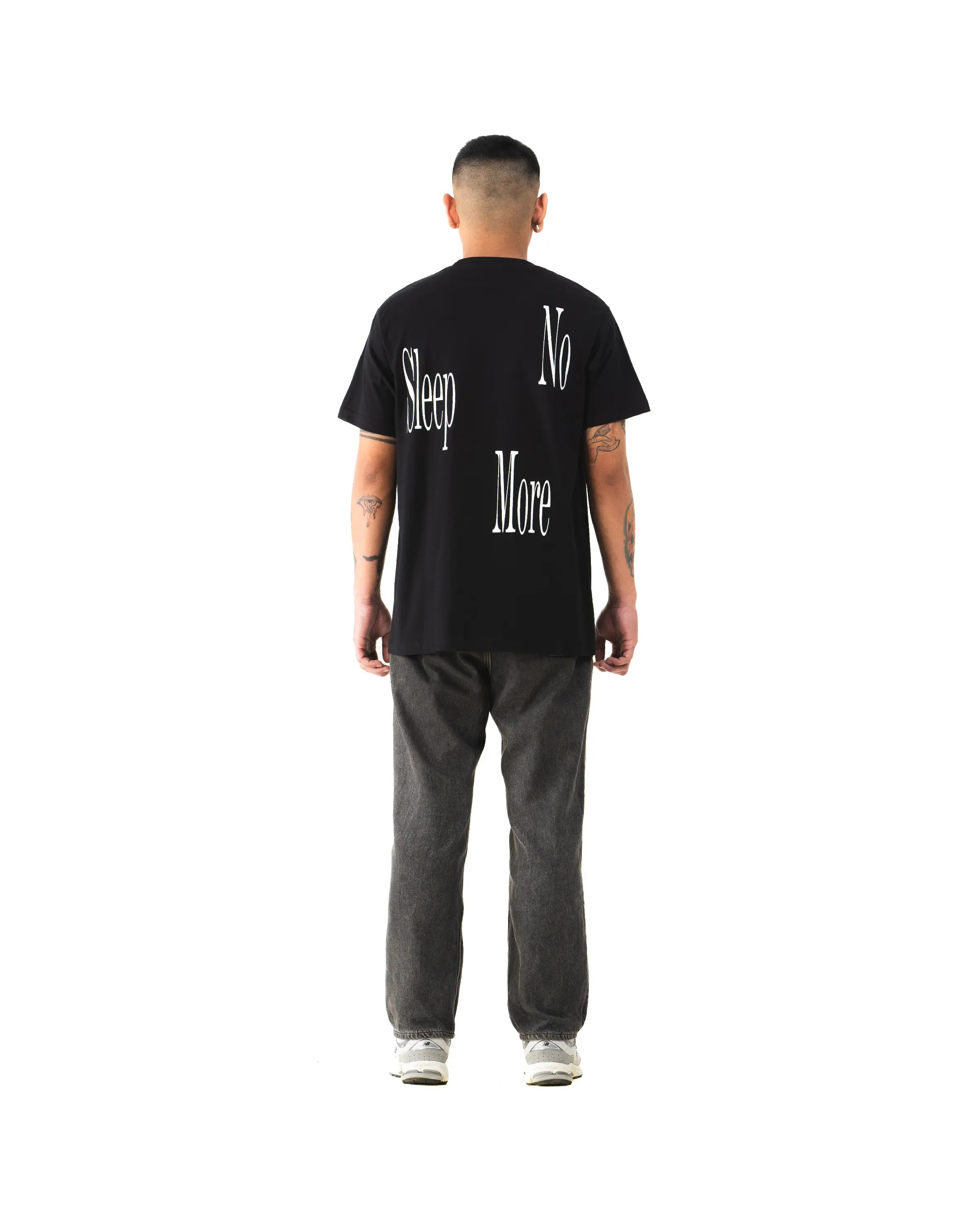 VAUST B - Shortsleeve T-Shirt