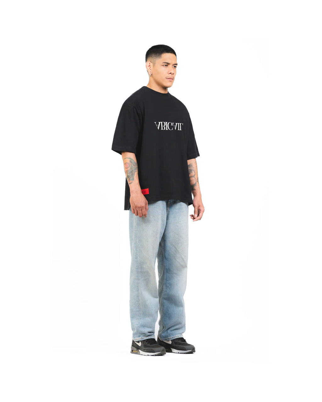 VESTIGE - Oversized Shortsleeve T-Shirt