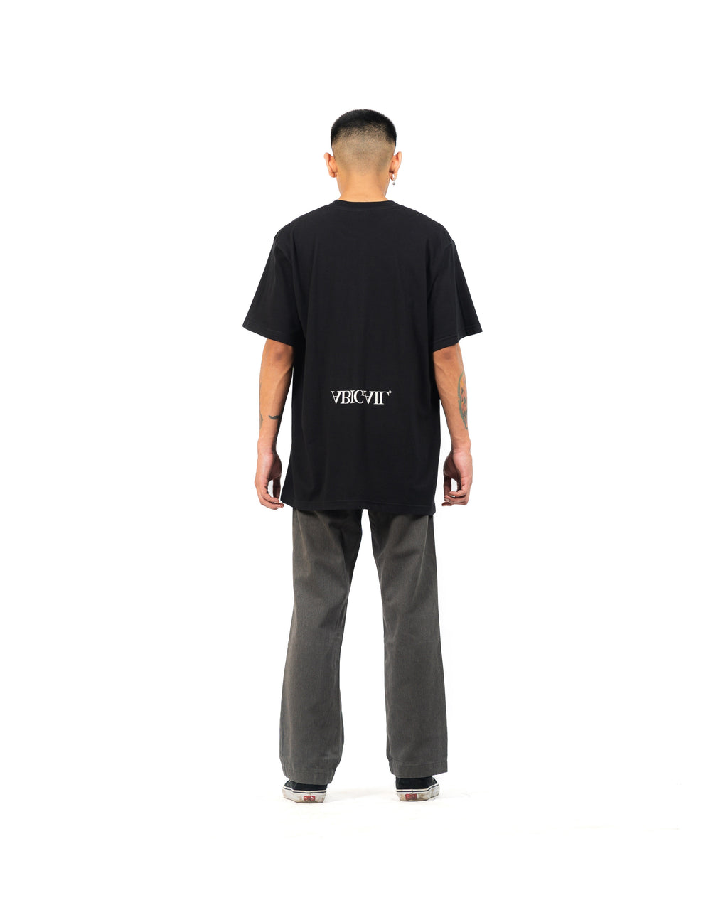 DAHMER B - Shortsleeve T-Shirt