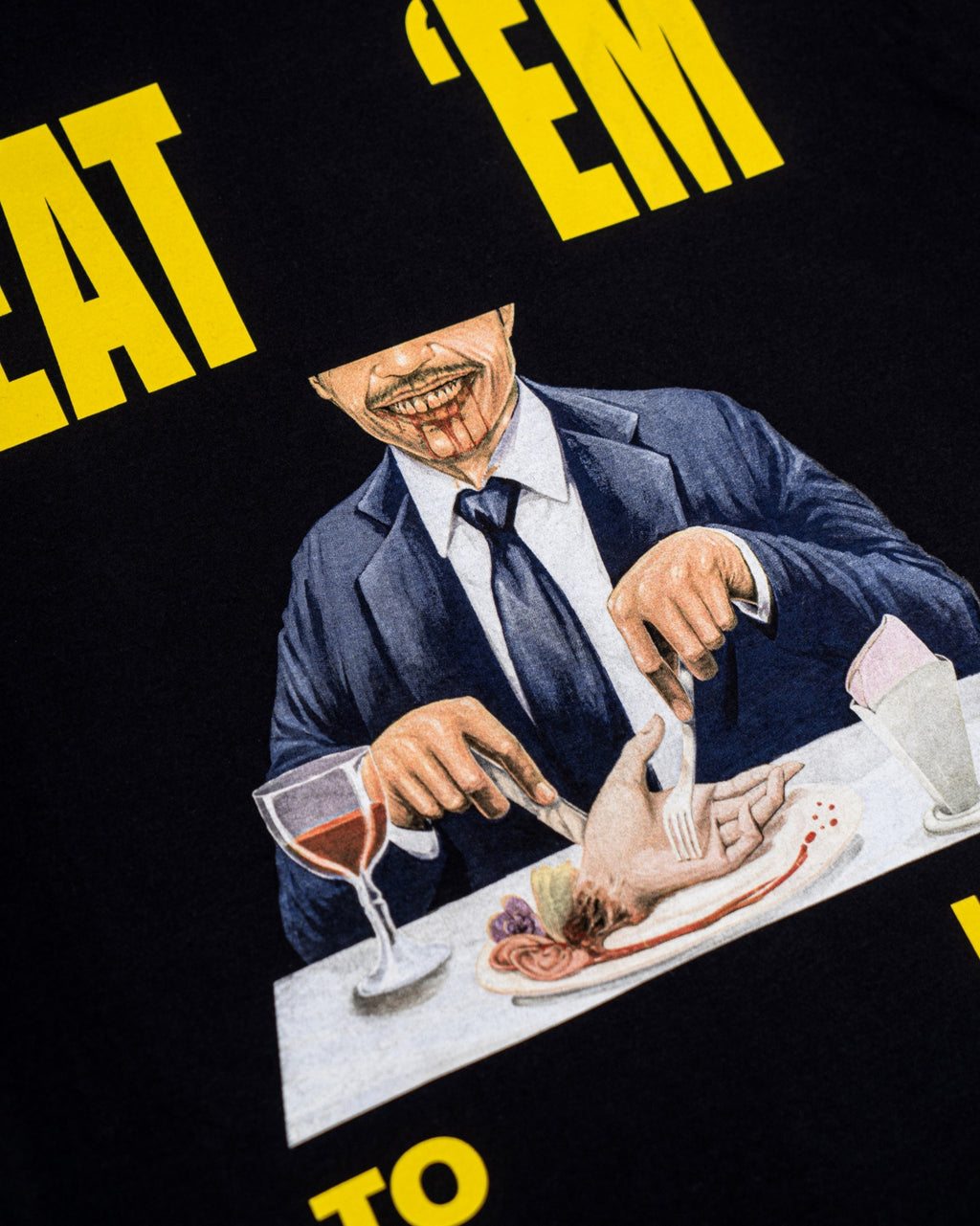 DINE - Shortsleeve T-Shirt